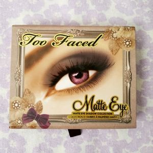 Too Faced matte eyeshadow palette